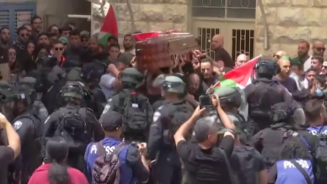 İsrail polisi, öldürülen Al Jazeera muhabiri Ebu Akile'nin cenazesine müdahale etti